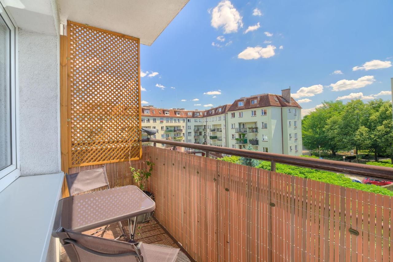 Family Center Spot Apartment Poznan Exterior photo